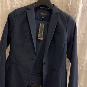 New with tags Banana Republic navy wool suit